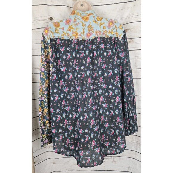 Sundance Floral Button-Up Blouse - Black and Multicolor - Picture 4 of 10